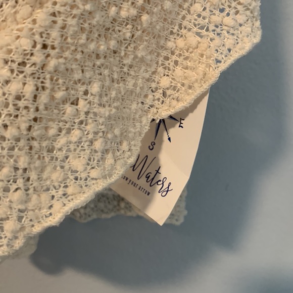 Honeyme ruffled poncho top size Small Medium NWT - Picture 4 of 7